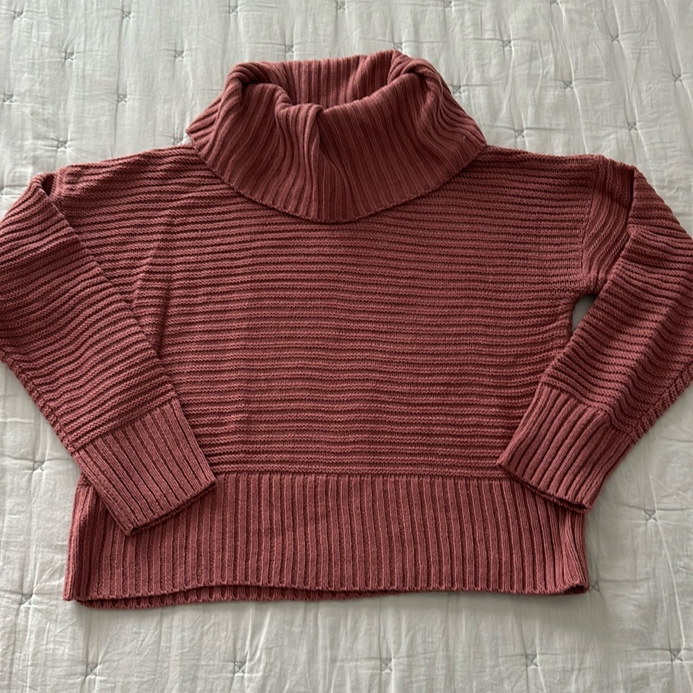 π 2 for $15 - Pink Rose cowl neck sweater - Picture 1 of 3